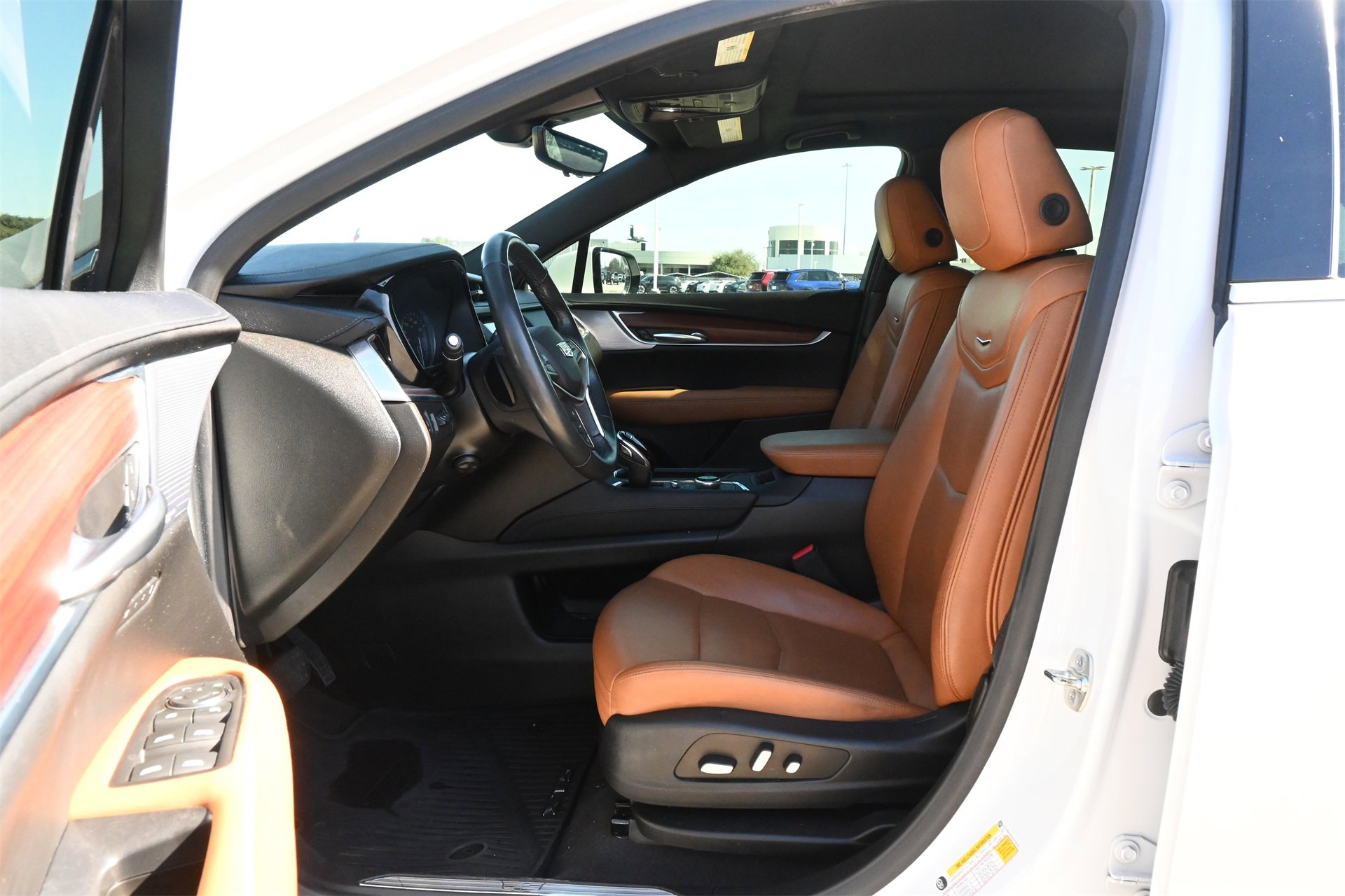 Used 2024 Cadillac XT5 Premium Luxury w/ Technology Package image 18