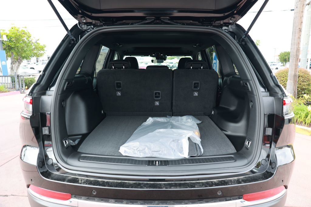 New 2025 Jeep Grand Cherokee Laredo image 31