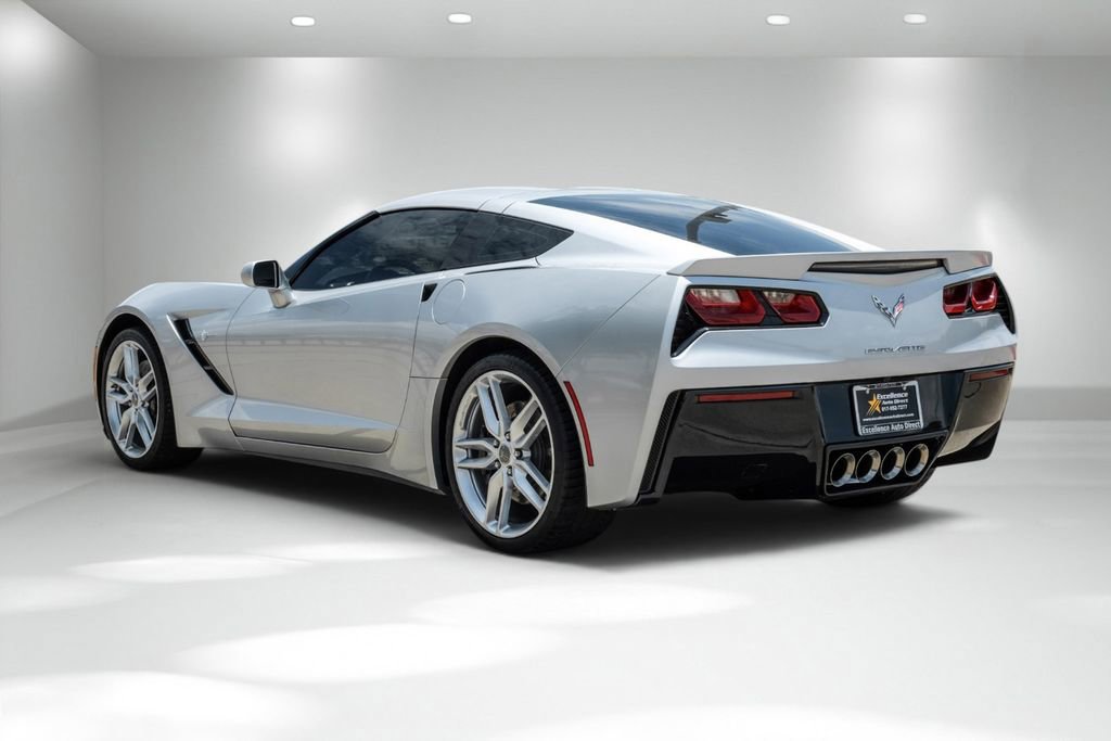 Used 2017 Chevrolet Corvette Stingray Coupe RWD image 12