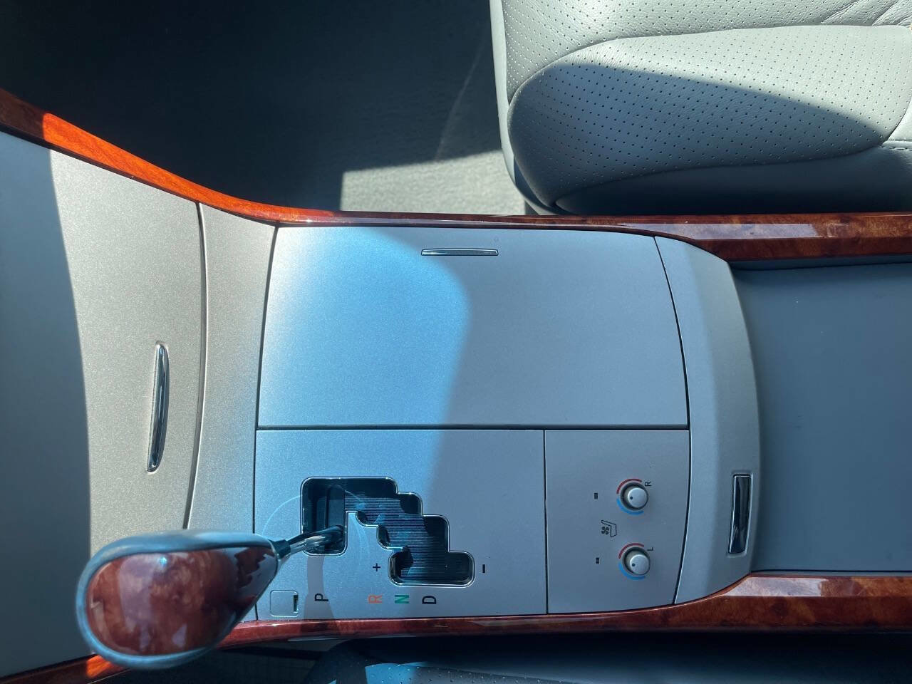 Used 2007 Toyota Avalon XL FWD image 17