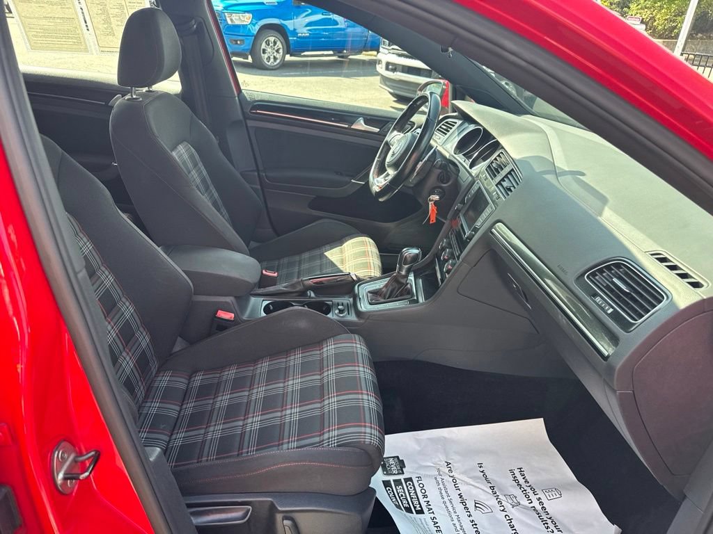 Used 2016 Volkswagen GTI S FWD image 34