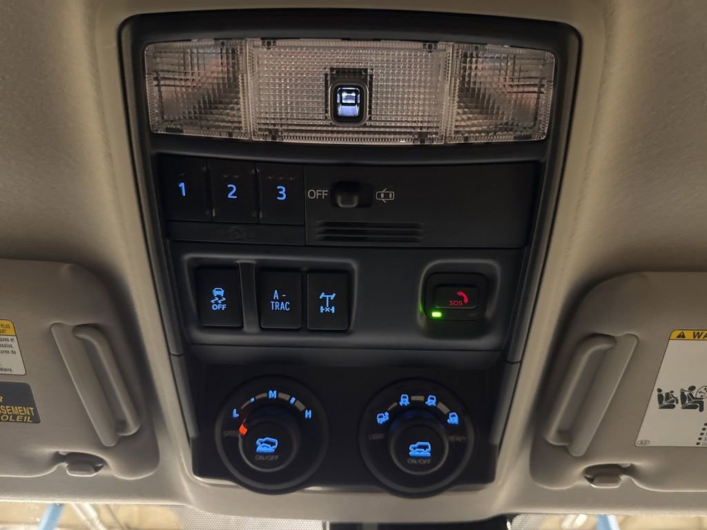 Used 2024 Toyota 4Runner TRD Off-Road Premium image 38