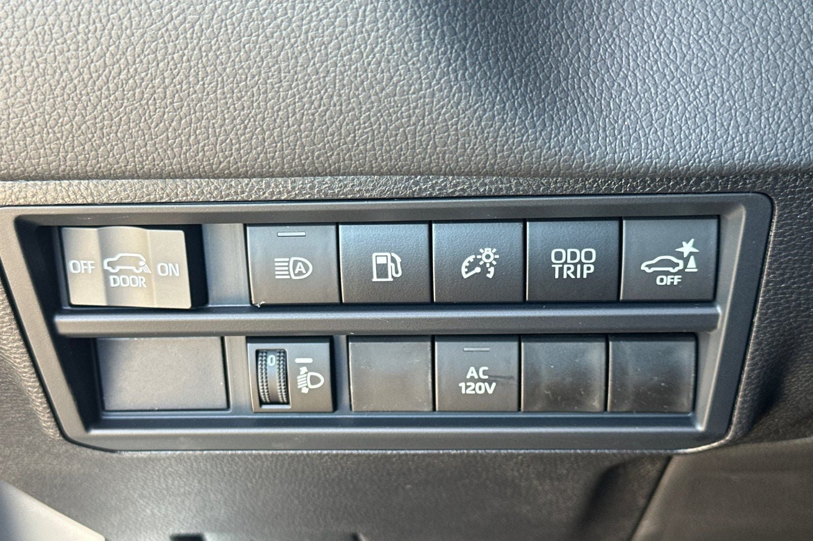 New 2026 Toyota Sequoia SR5 AWD/4WD image 30