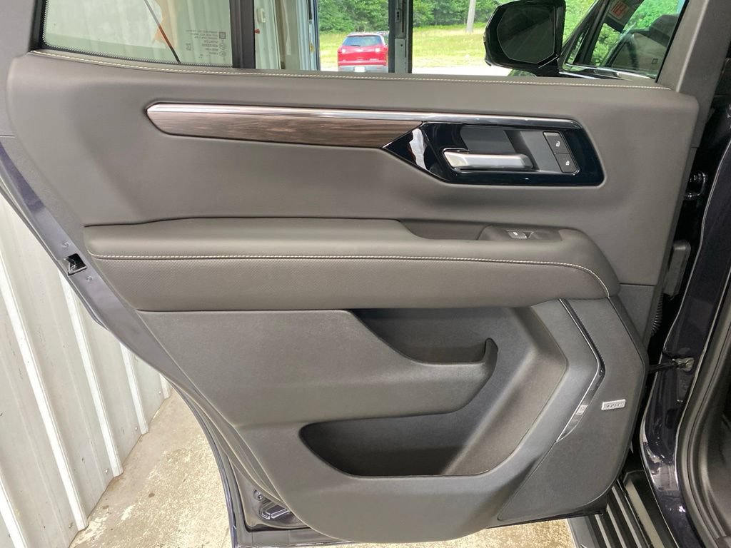 New 2026 Chevrolet Tahoe Premier AWD/4WD image 38
