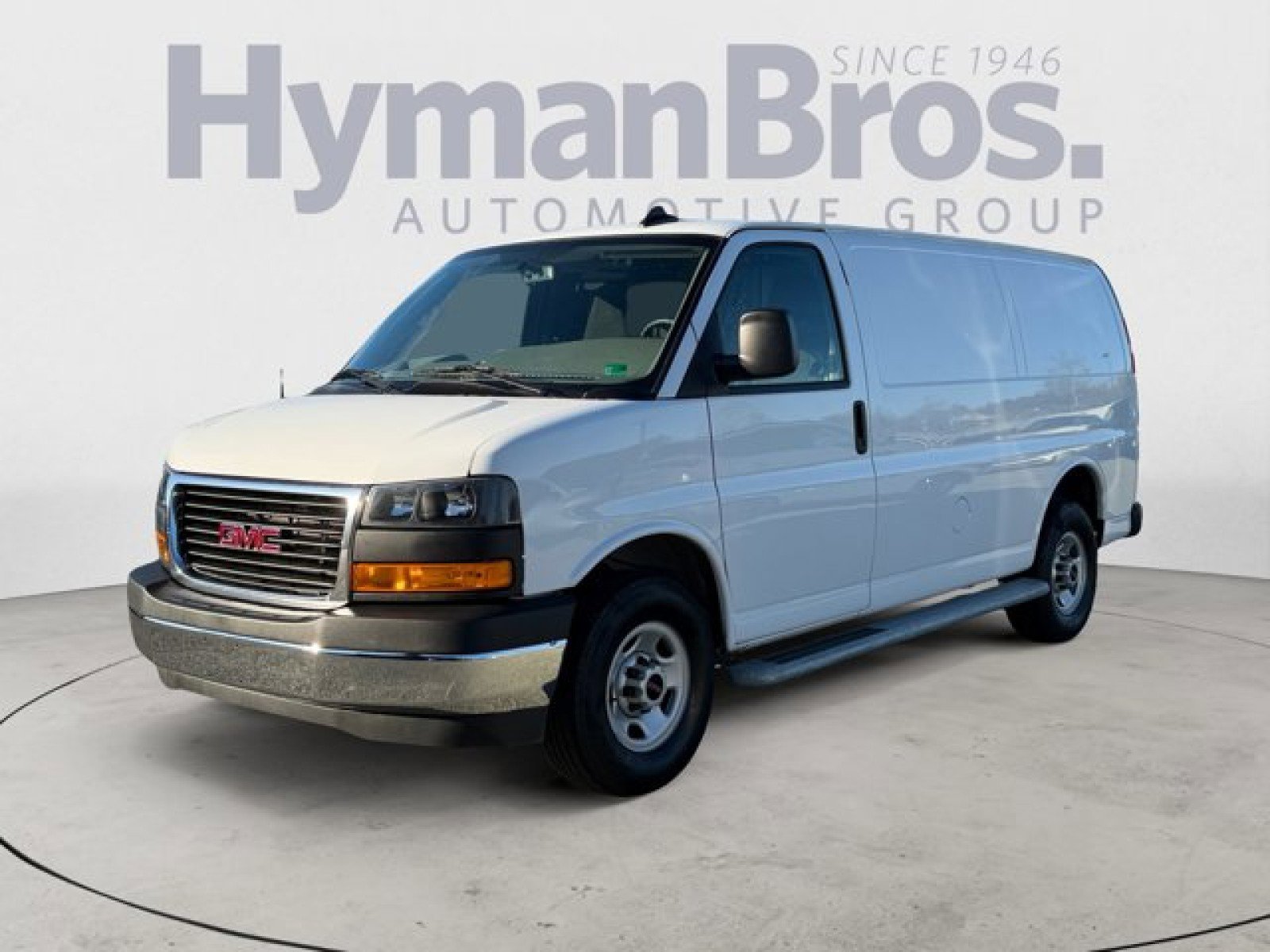 Used 2024 GMC Savana 2500 w/ Driver Convenience Package image 7