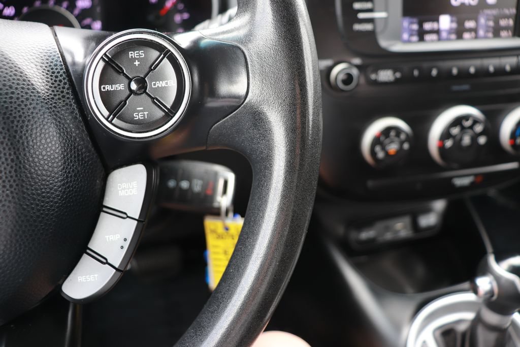 Used 2018 Kia Soul FWD image 19