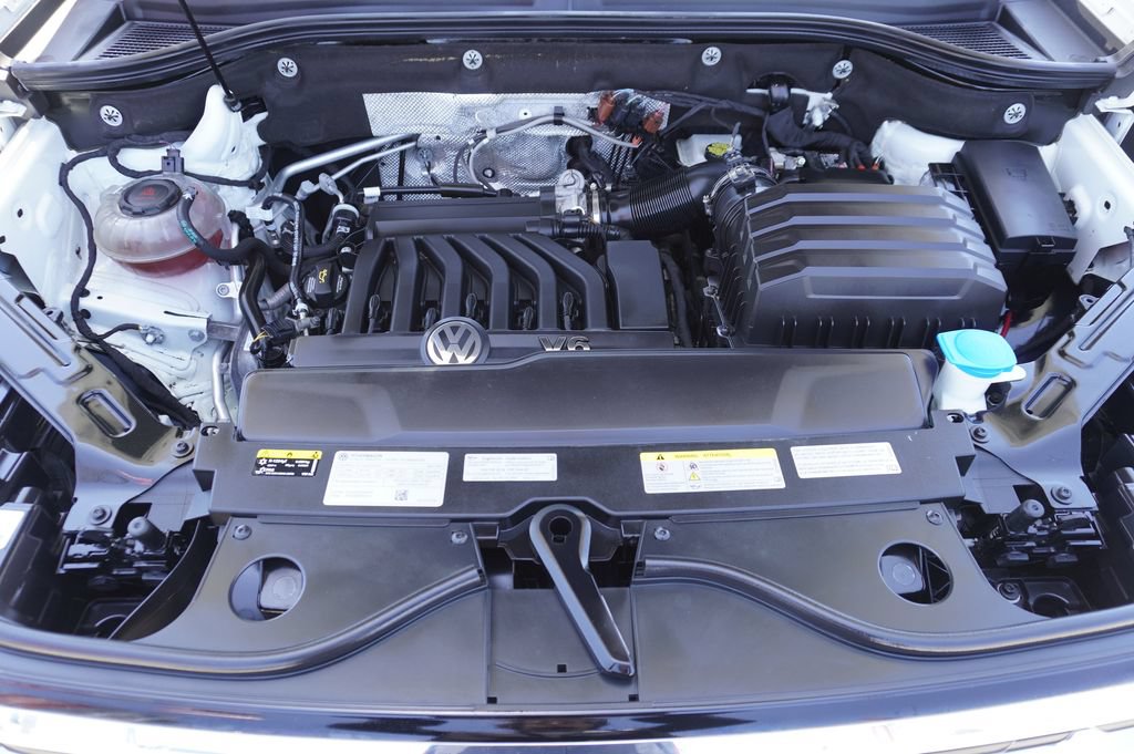 Used 2022 Volkswagen Atlas SEL R-Line AWD/4WD image 28