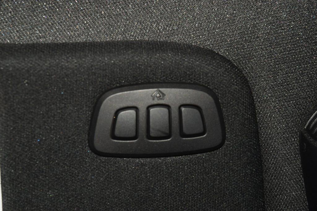 Used 2020 Ford Mustang Shelby GT350 w/ Technology Package image 45