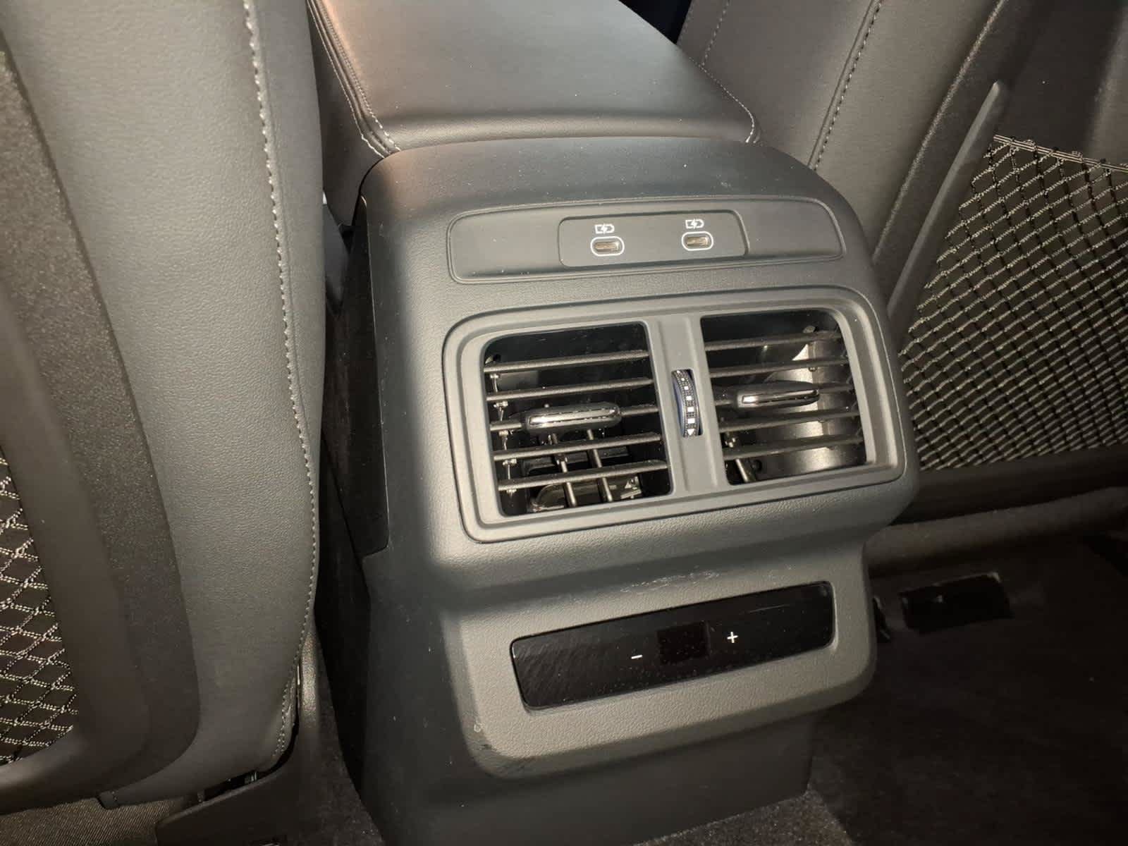 Used 2025 Audi Q5 Premium w/ Convenience Package AWD/4WD image 14
