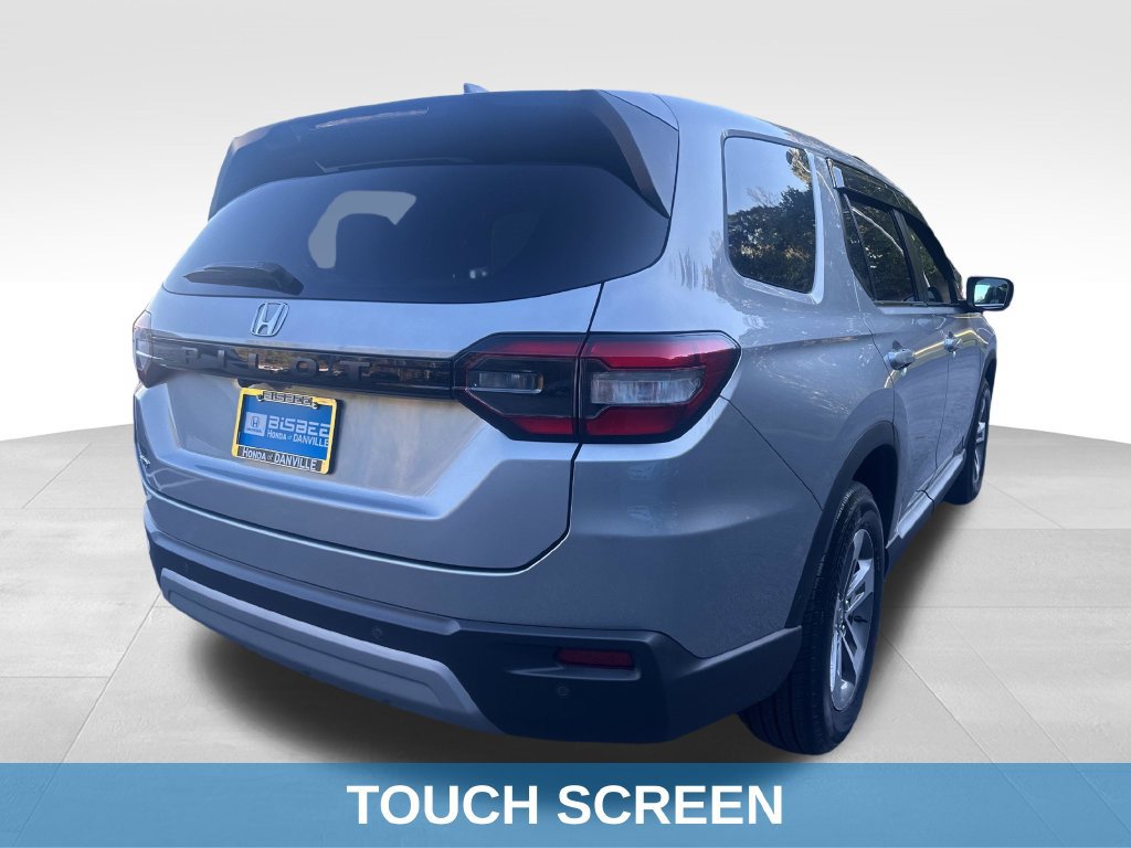 Used 2025 Honda Pilot EX-L image 8