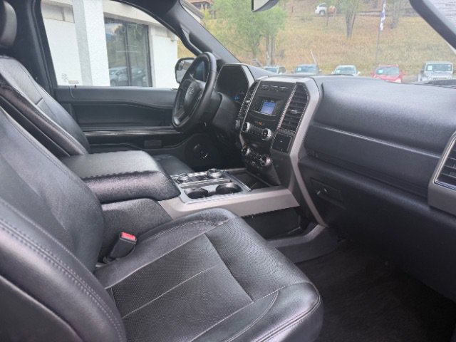 Used 2018 Ford Expedition Max XLT AWD/4WD image 13