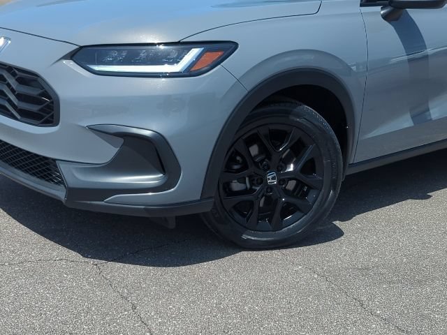 Used 2023 Honda HR-V Sport image 2