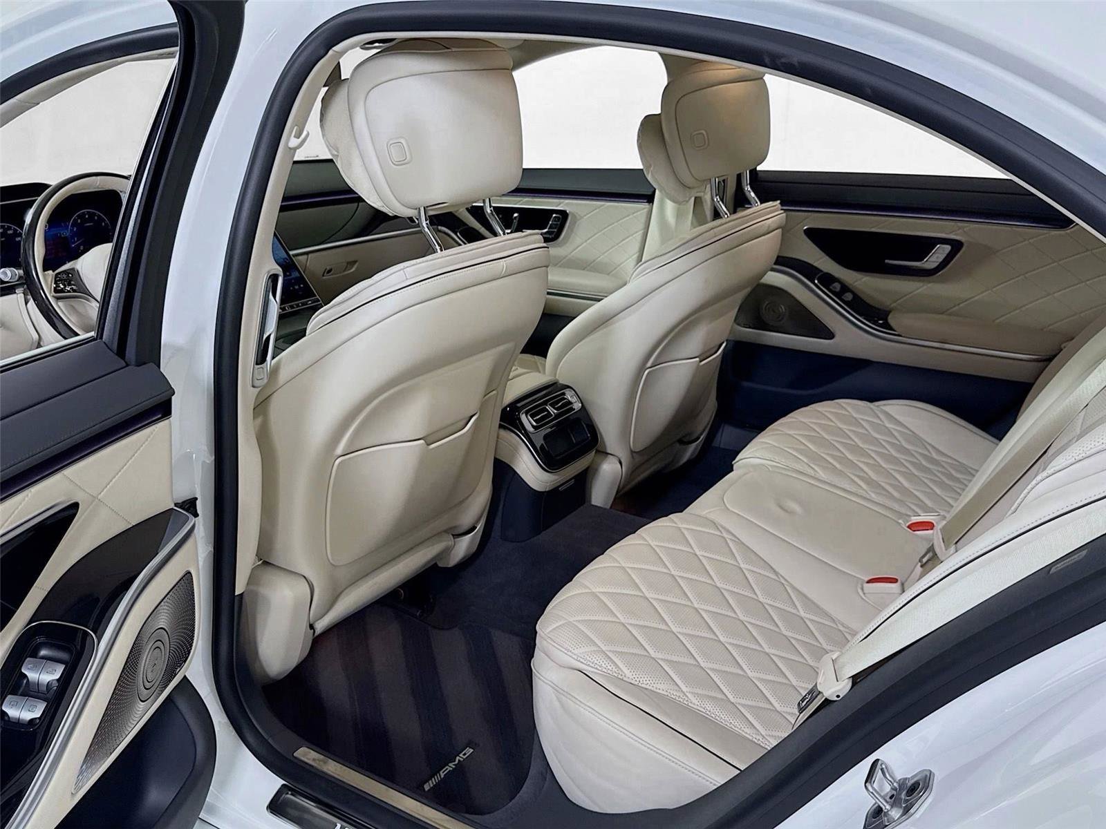 Used 2024 Mercedes-Benz S 580 4MATIC Sedan image 22