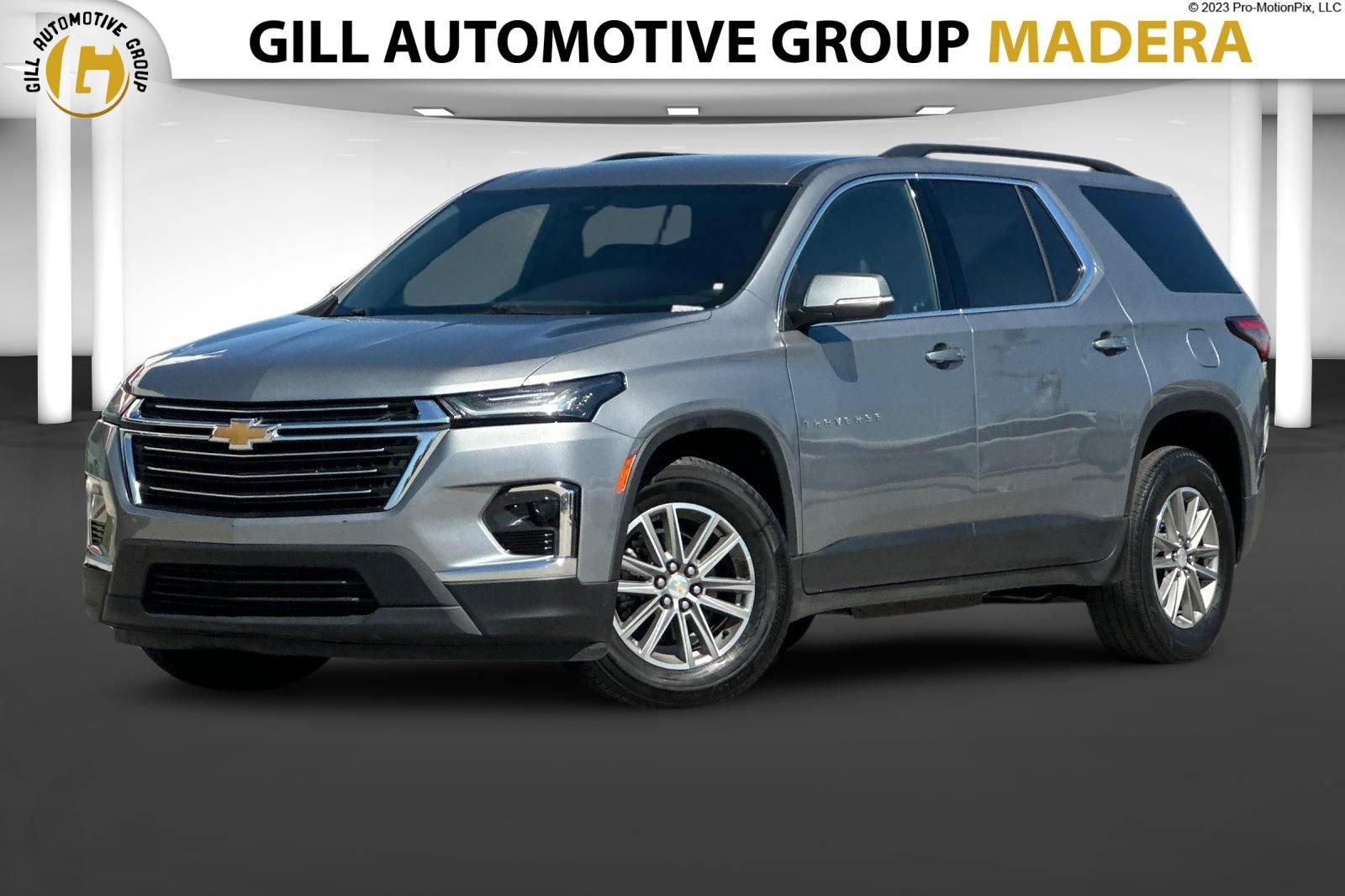 Used 2023 Chevrolet Traverse LT