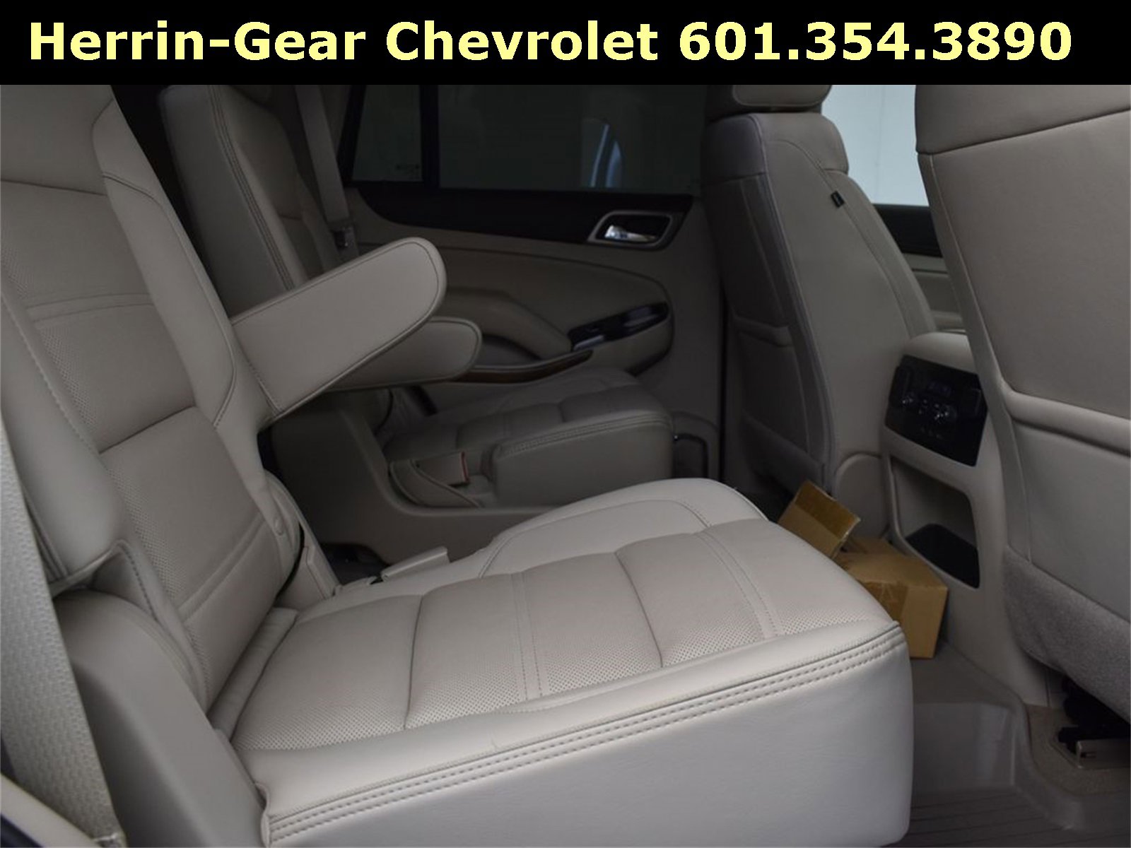 Used 2020 GMC Yukon Denali w/ Denali Ultimate Package image 18