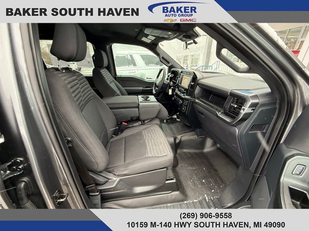 Used 2023 Ford F150 XL w/ Trailer Tow Package image 7