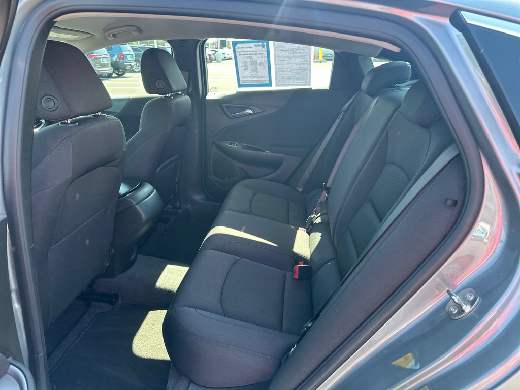 Used 2024 Chevrolet Malibu RS FWD image 16