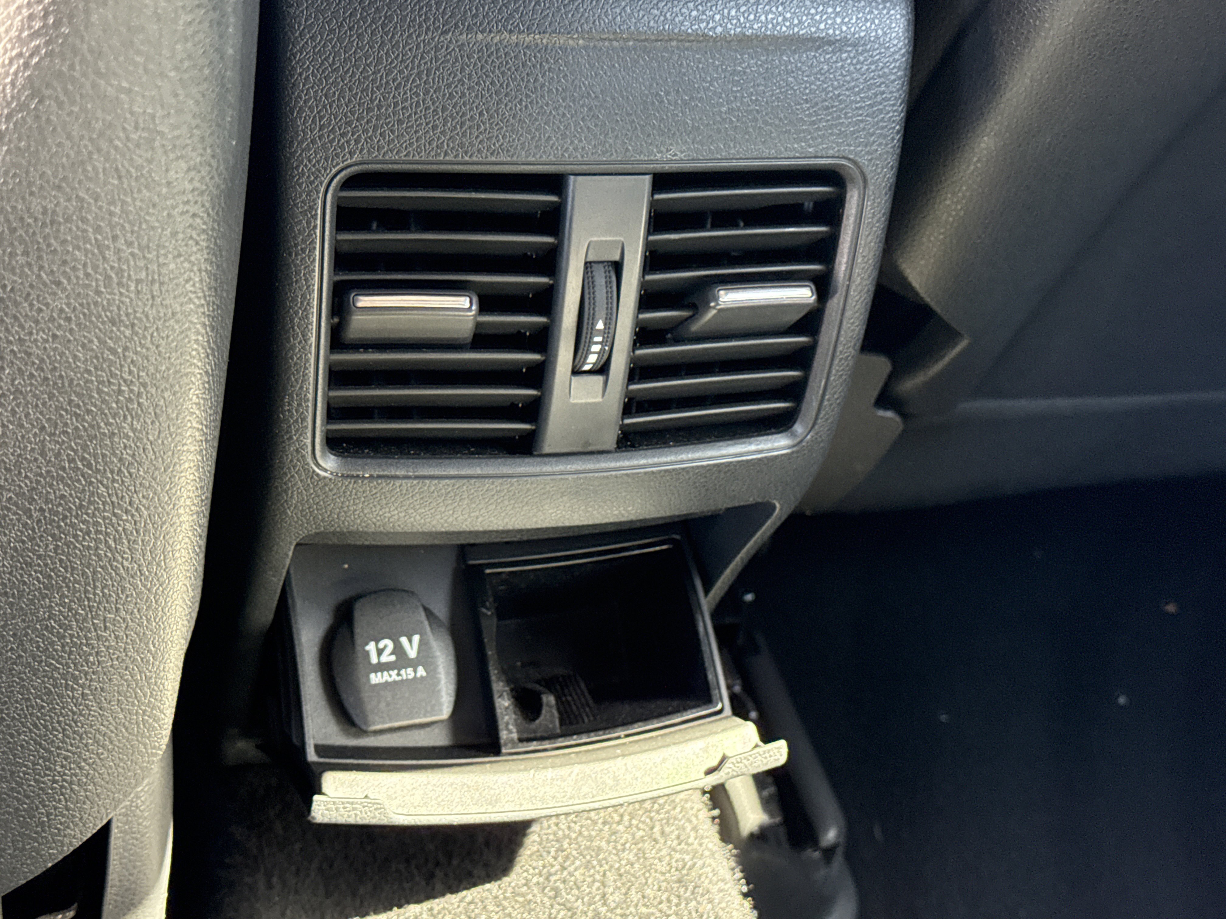 Used 2019 Mercedes-Benz GLA 250 4MATIC image 11