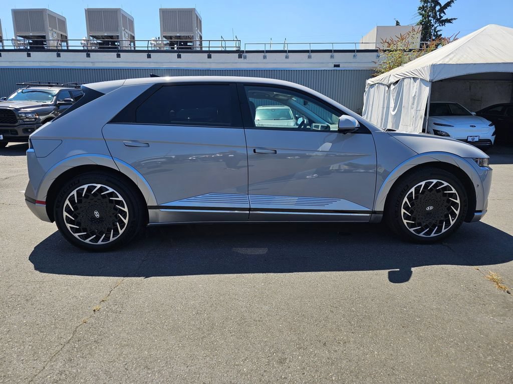 Used 2024 Hyundai Ioniq 5 Limited AWD/4WD image 8