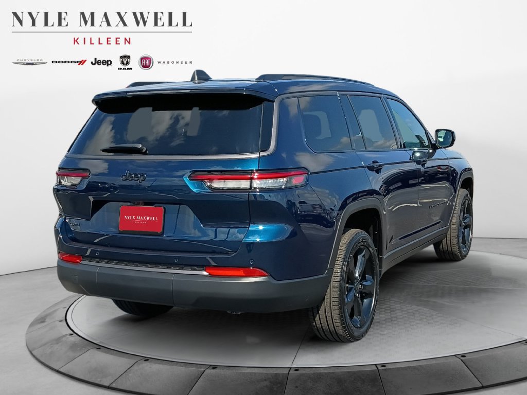 New 2027 Jeep Grand Cherokee L Limited w/ Limited Altitude Package AWD/4WD image 16