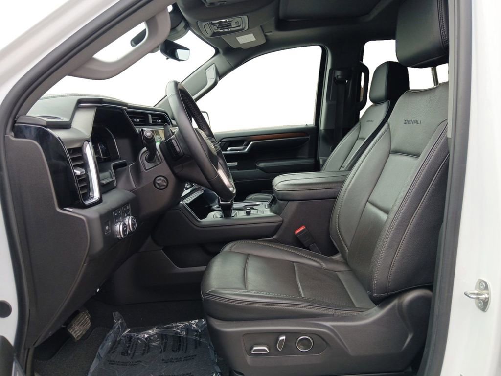 Used 2024 GMC Sierra 1500 Denali w/ Denali Reserve Package image 9