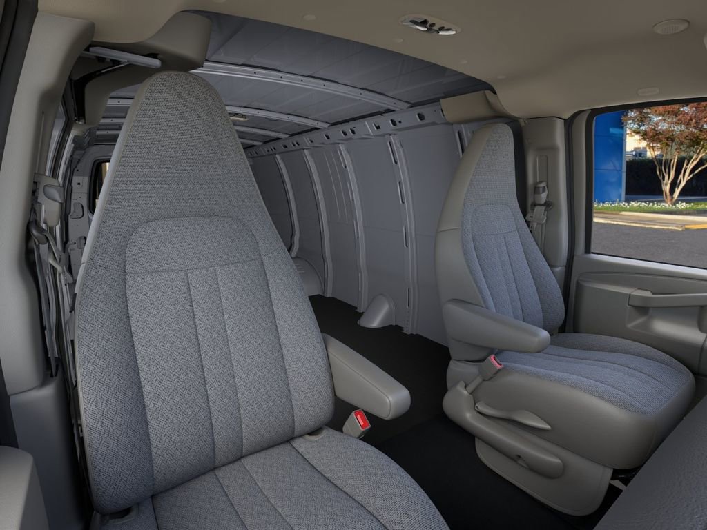 New 2026 Chevrolet Express 3500 Extended RWD image 16
