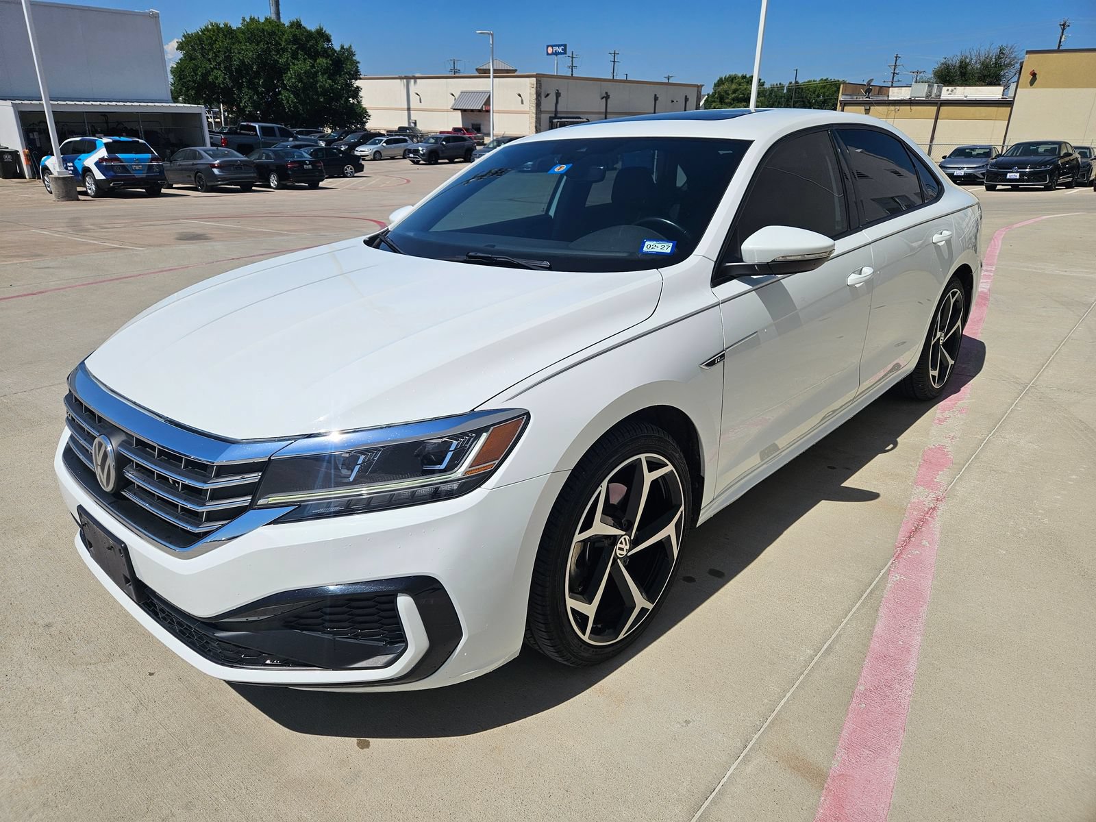 Used 2022 Volkswagen Passat 2.0T R-Line FWD image 8