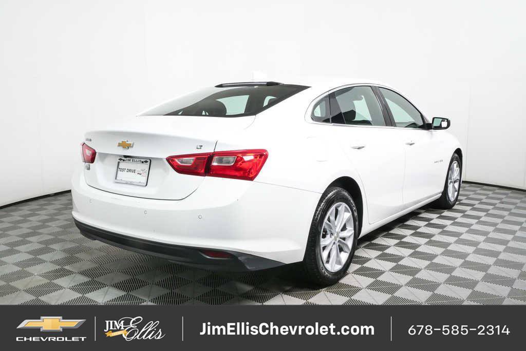 Used 2025 Chevrolet Malibu LT FWD image 3