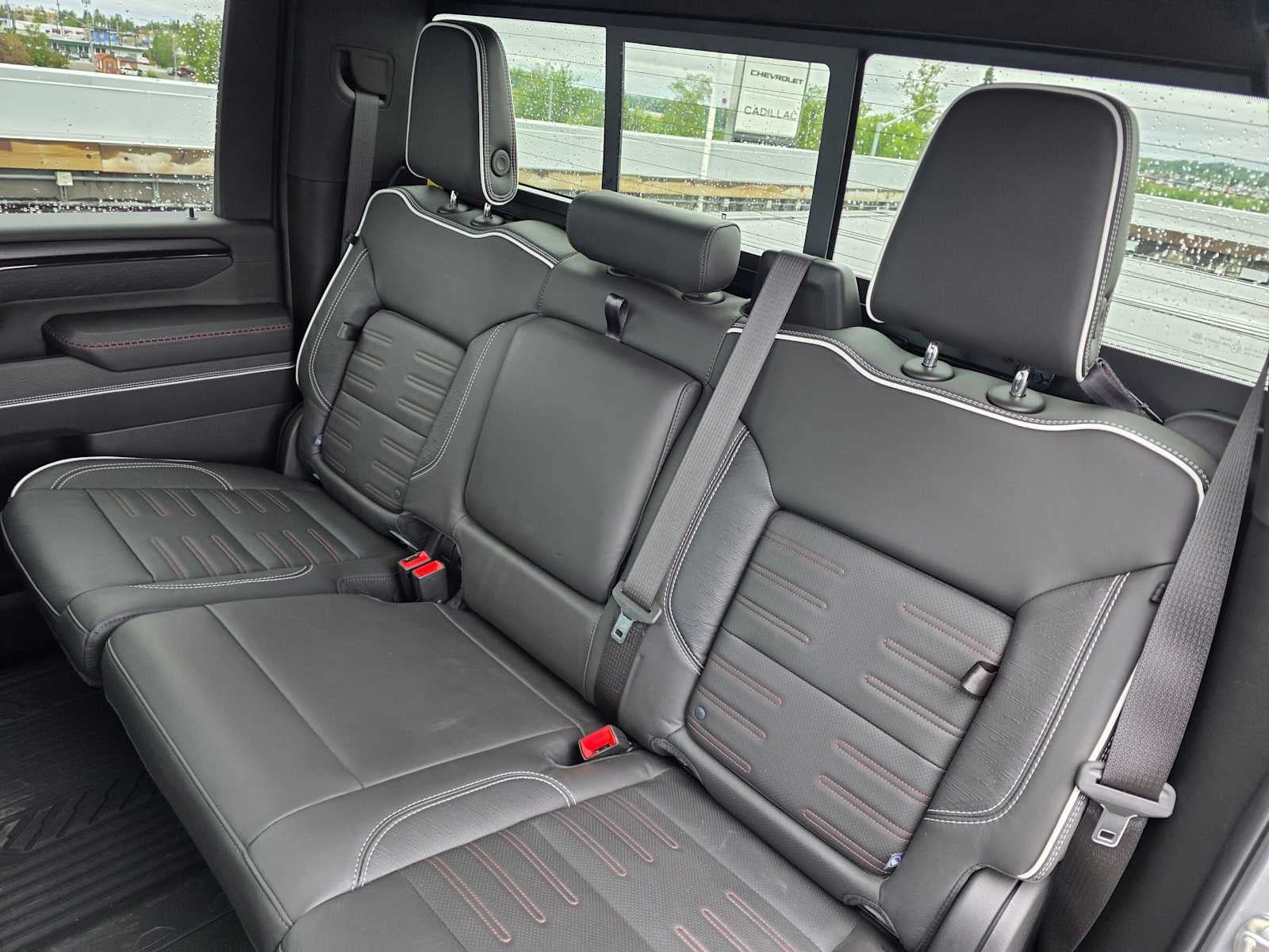 Certified 2024 GMC Sierra 2500 AT4X w/ AT4X AEV Edition AWD/4WD image 17