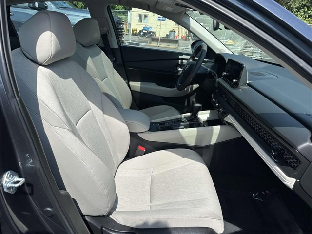 Used 2025 Honda Accord SE image 7