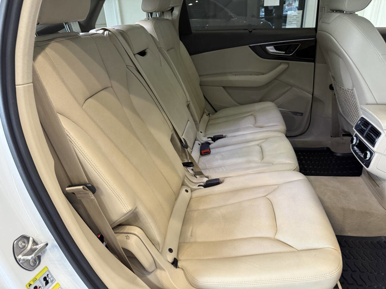 Used 2017 Audi Q7 3.0T Premium Plus image 46