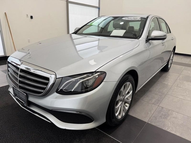Used 2020 Mercedes-Benz E 350 4MATIC Sedan image 6