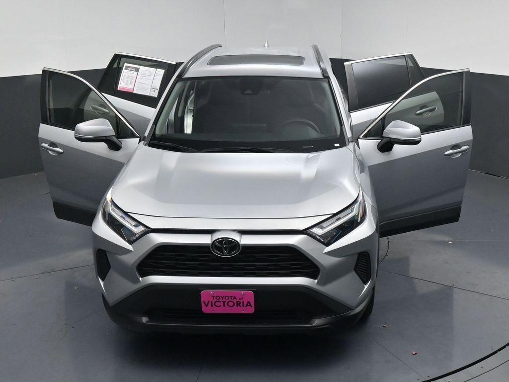 Used 2023 Toyota RAV4 XLE image 23