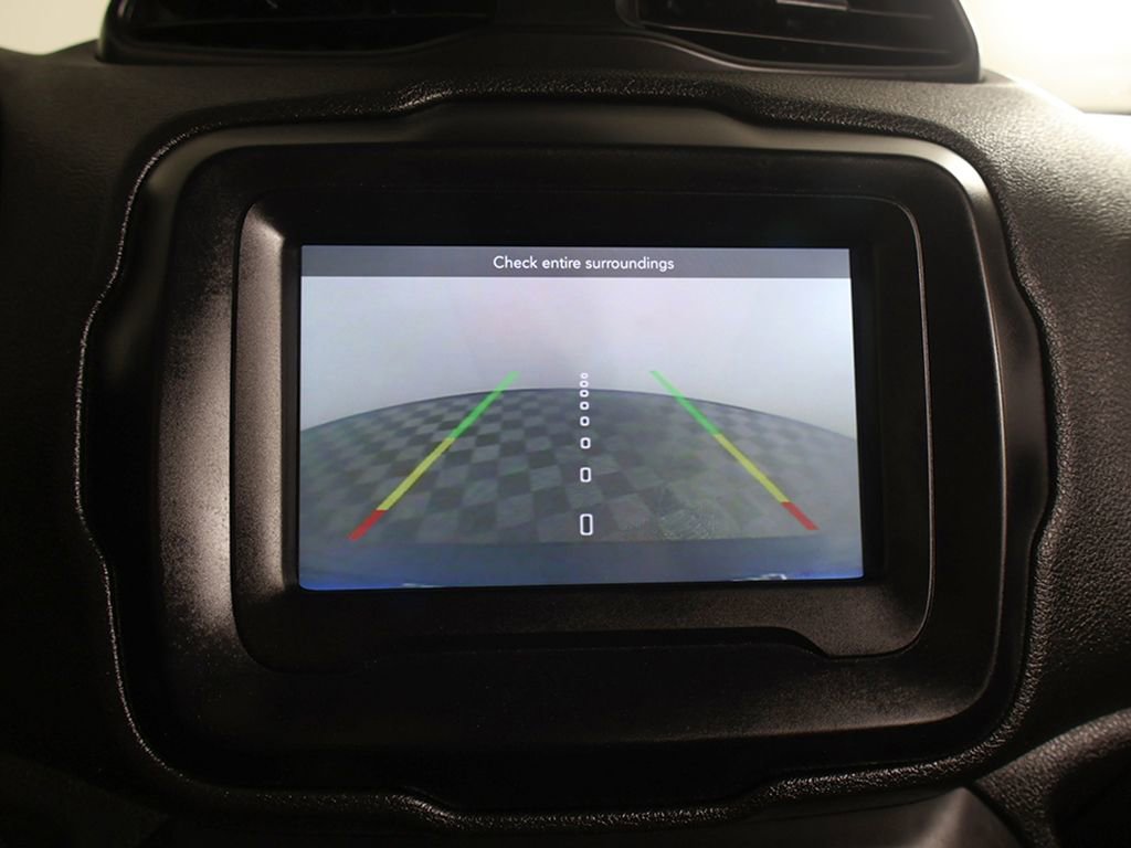 Used 2018 Jeep Renegade Latitude image 41