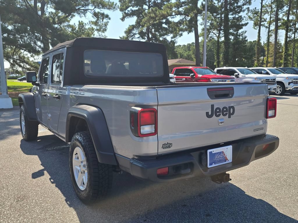 Used 2020 Jeep Gladiator Sport w/ Quick Order Package 24S AWD/4WD image 3
