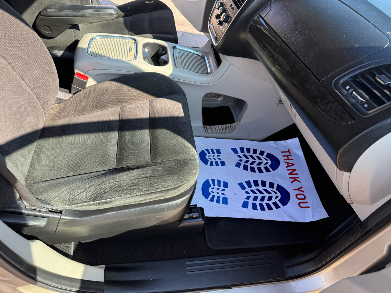 Used 2016 Dodge Grand Caravan SXT image 65