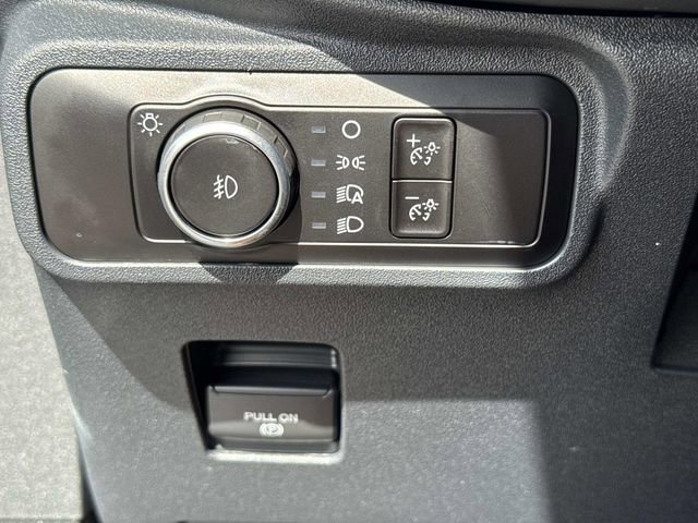 Used 2025 Ford Bronco Badlands image 22