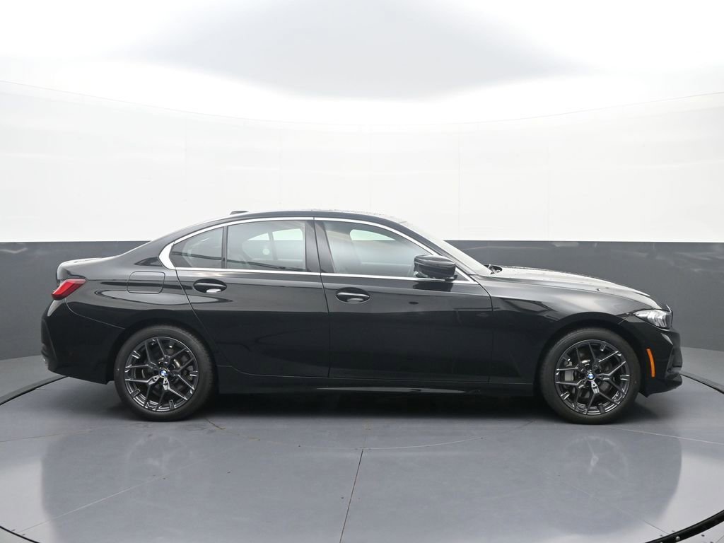 New 2025 BMW 330i xDrive Sedan w/ Convenience Package AWD/4WD image 8