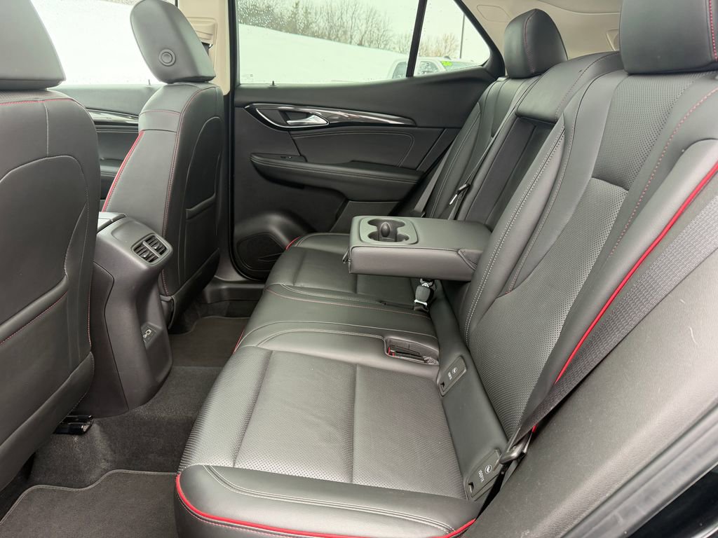 Used 2022 Buick Envision Essence w/ Technology Package II image 33