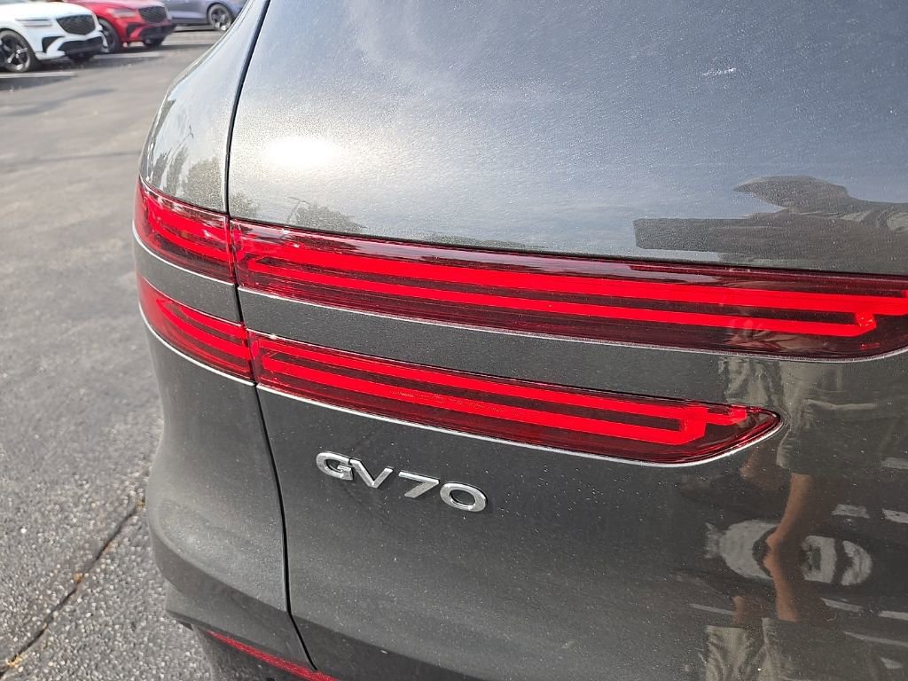 New 2026 Genesis GV70 3.5T Sport Prestige image 10