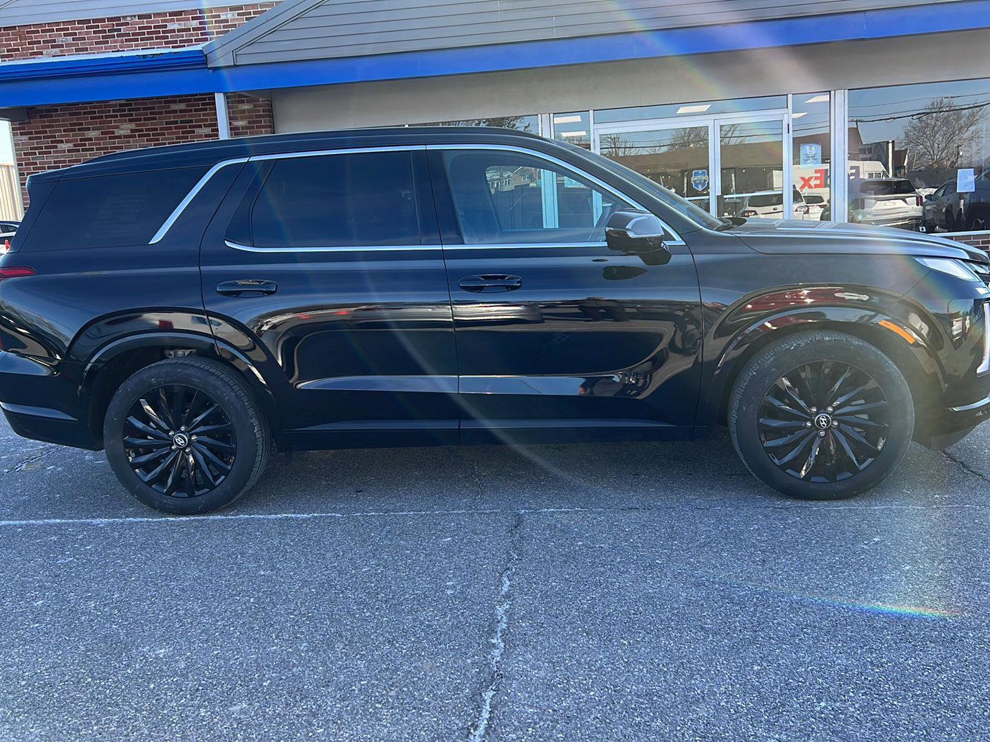 Used 2025 Hyundai Palisade Calligraphy AWD/4WD image 6