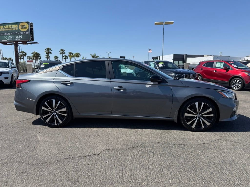 Used 2019 Nissan Altima 2.5 SR FWD image 7