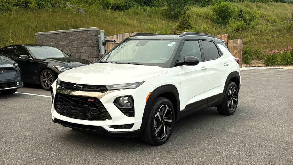 Used 2023 Chevrolet TrailBlazer RS AWD/4WD image 3