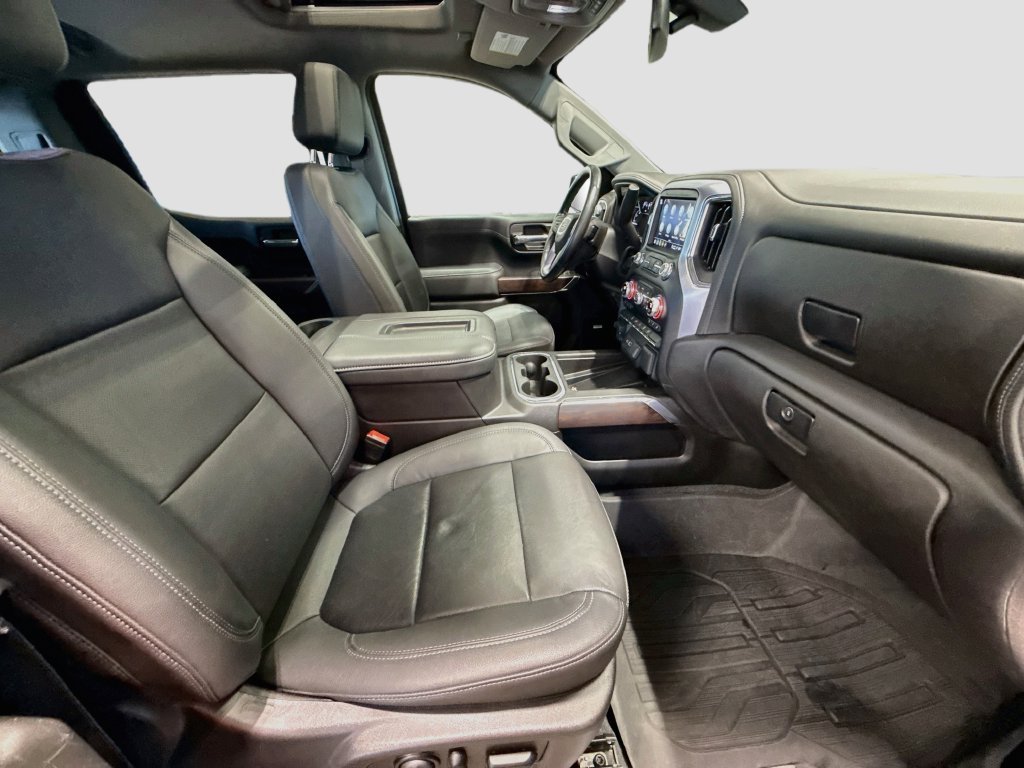 Used 2021 GMC Sierra 1500 SLT w/ SLT Convenience Package AWD/4WD image 30