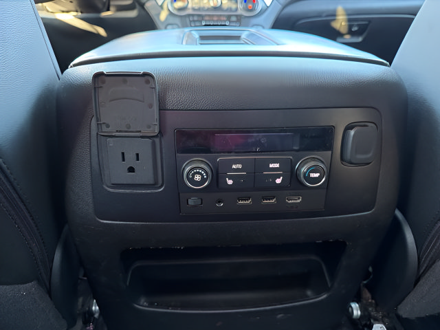 Used 2019 Chevrolet Tahoe Premier AWD/4WD image 17