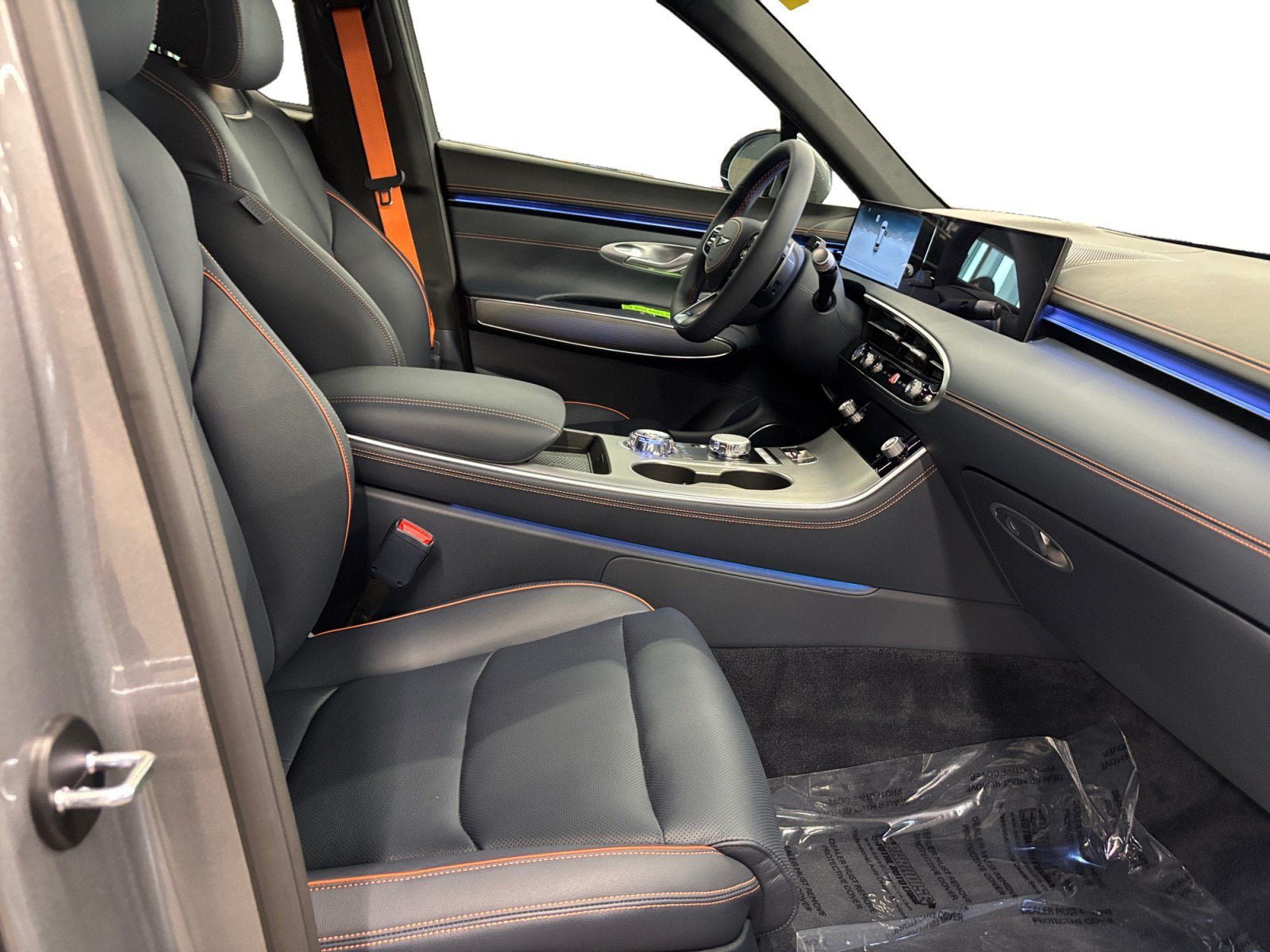 New 2026 Genesis GV70 3.5T Sport Advanced AWD/4WD image 15