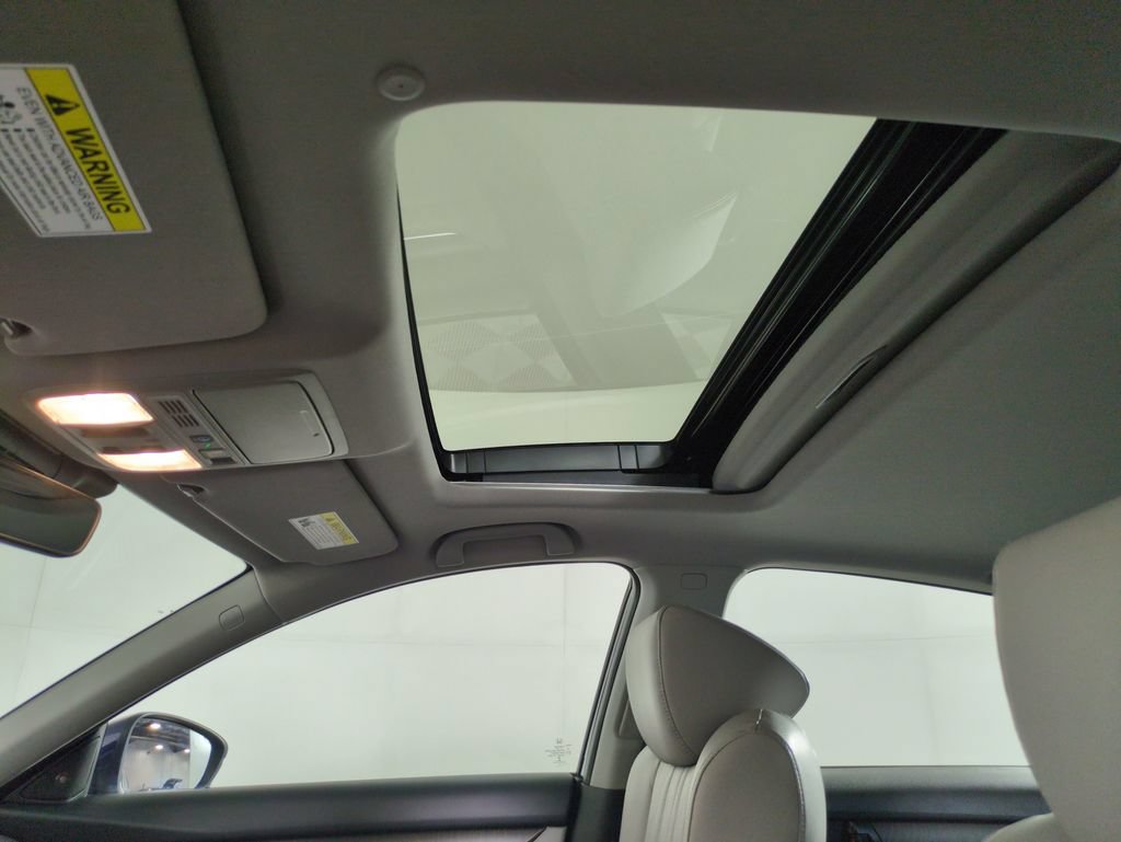Used 2018 Honda Accord Touring image 21