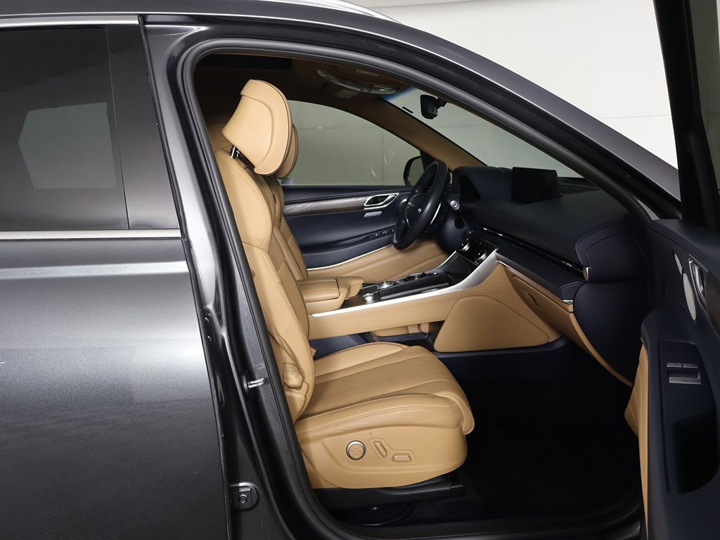 Used 2023 Genesis GV80 2.5T w/ Prestige 20" Package image 33