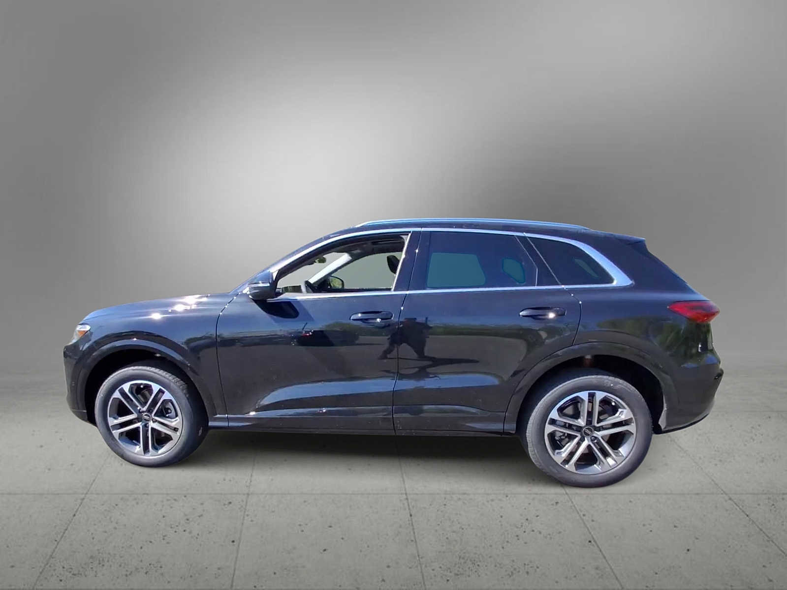 New 2026 Audi Q5 Premium AWD/4WD image 5