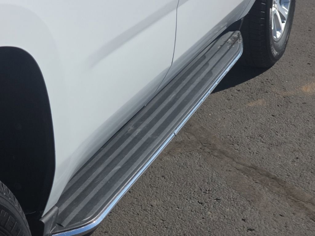 Used 2018 GMC Yukon SLT AWD/4WD image 10